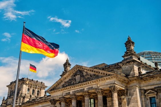 “Worst-performing Major Economy” Germany Seeks to End Budget Crisis