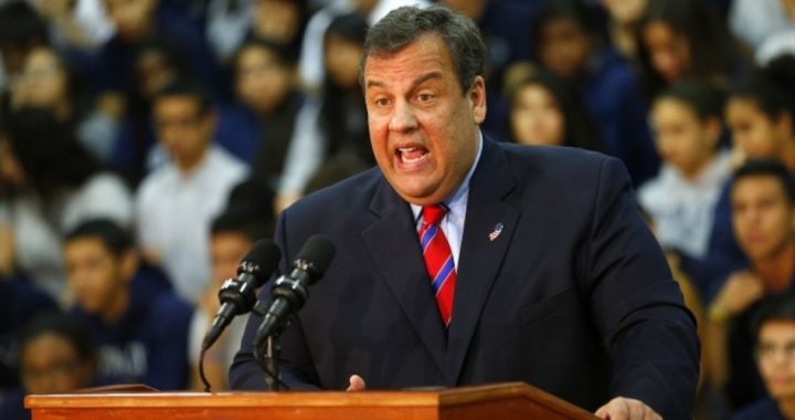 New Jersey Governor Christie Denies Running for President
