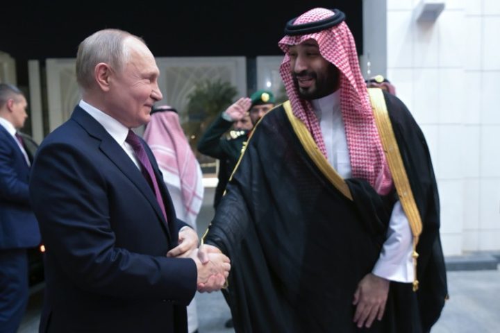 Putin Visits UAE, Saudi Arabia