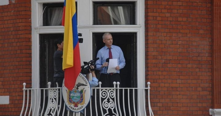 AG Holder: Assange Unlikely to be Prosecuted for Manning Docs