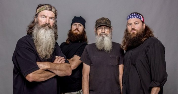 Conservatives, Christians, Rally Behind Suspended “Duck Dynasty” Patriarch