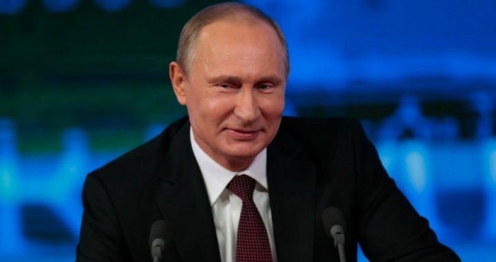 Putin Paints Russia as Defender of Traditional Values, Blasts West