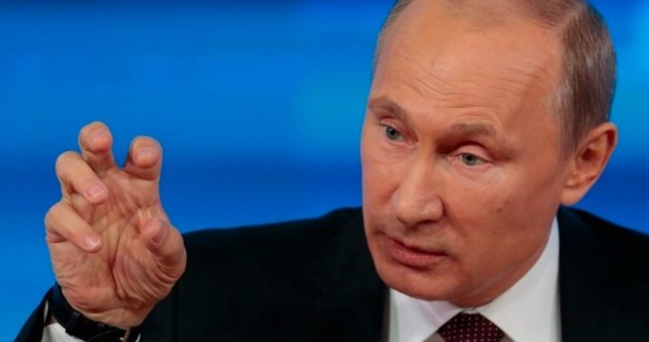 Putin Vows to Destroy Terrorists After Bombings