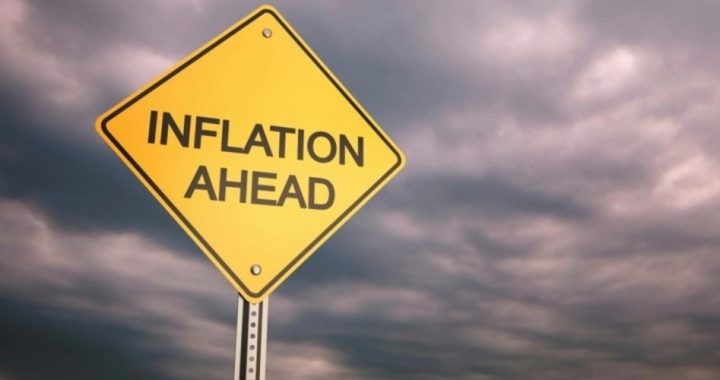 Harvard Professors Predict High Inflation, Defaults for U.S.