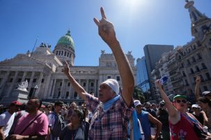 Argentine Union Protests Milei’s Economic “Shock Therapy”