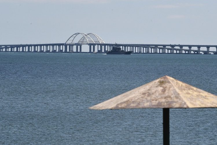 Ukraine Promises to Destroy the Crimean Bridge “This Year”