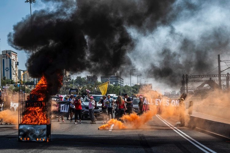 Israeli Protesters Demand Hostage Deal and New Elections