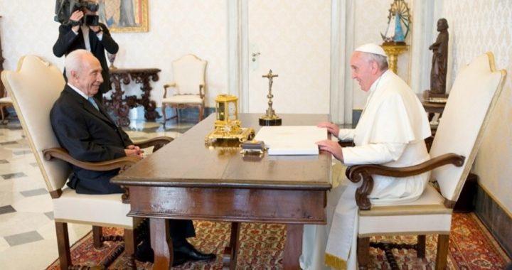 Pope and Ex-Israeli President Discuss “UN of Religions”