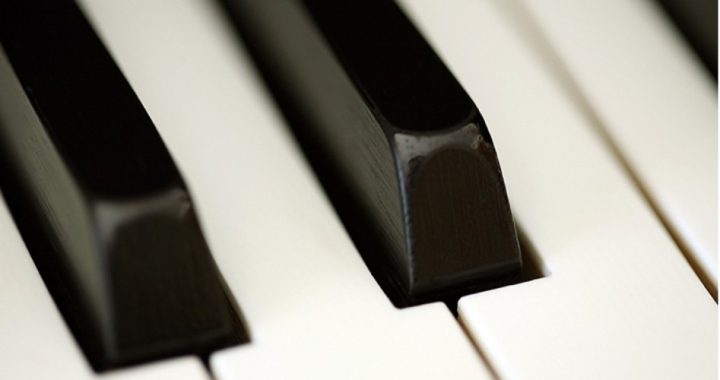 Truancy Laws Snag 13-year-old Piano Prodigy
