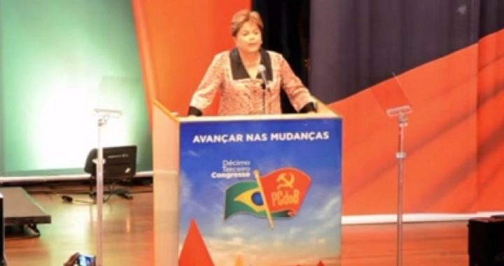 DEPOIS DA ELEIÇÃO NO BRASIL, OBAMA PROMETE ESTREITAR OS LAÇOS COM GOVERNANTE RADICAL