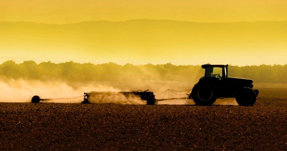 Latest Survey: Farmers Disagree With Manmade Climate Changers