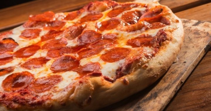 Indiana Pizzeria Closed, Owners Threatened for Opposing Same-Sex Marriage