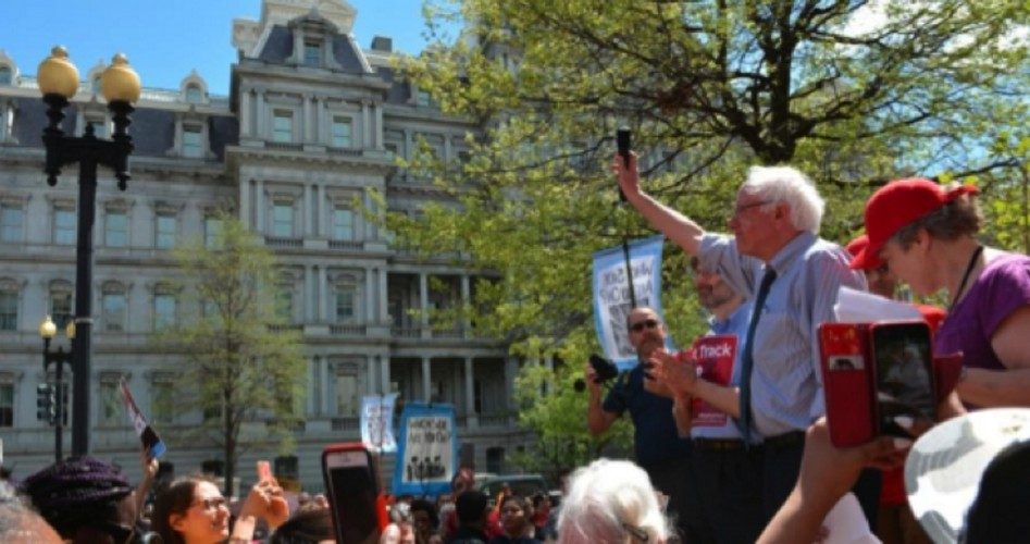 Bernie Sanders Announces Run for Presidency in 2016