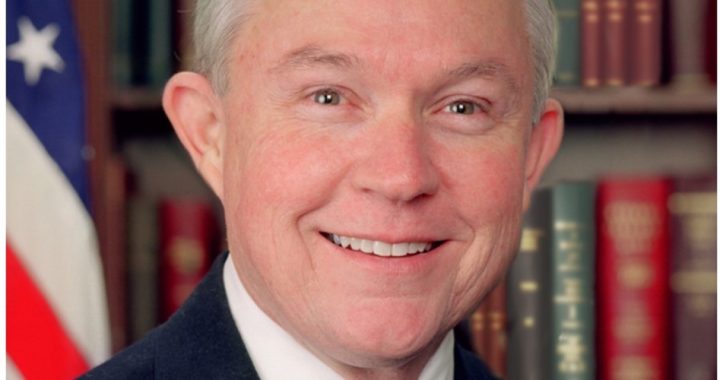 Senator Sessions to Obama: Stop Fast Track Push, Release Secret Trade Documents