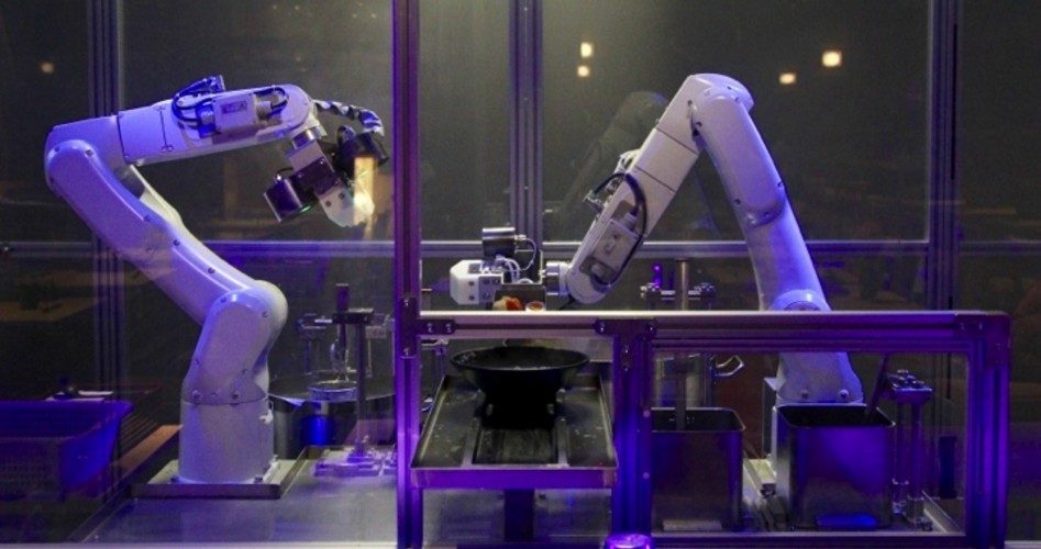 Robots Transforming China, Causing Heartburn at World Economic Forum