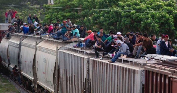 Obama’s Double Migration “Surge”: Muslim “Refugees” and Unaccompanied Children