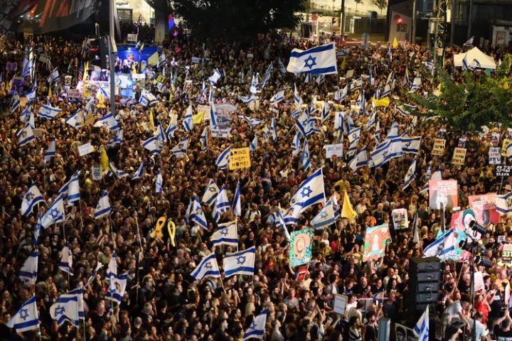 Mass Protests in Israel Demanding Ceasefire