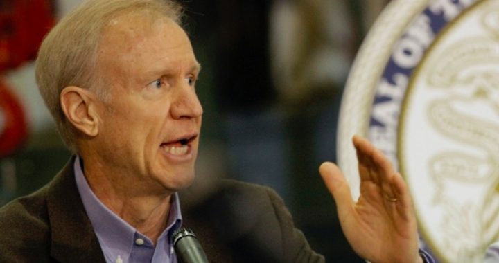 Illinois Governor Vetoes Plan to Reduce Chicago’s Pension Contributions