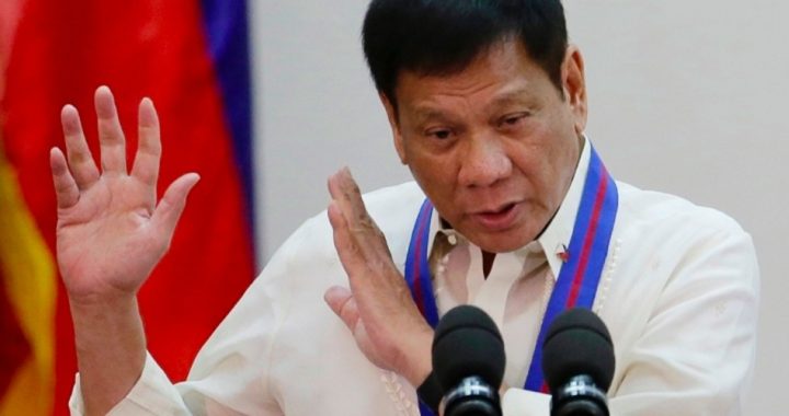 Philippines President Threatens to Withdraw From UN