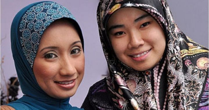 CNN Reporter: U.S. Women Should Wear Headscarves in Solidarity With Muslim Women