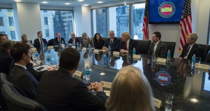 Trump Meets With Tech Executives