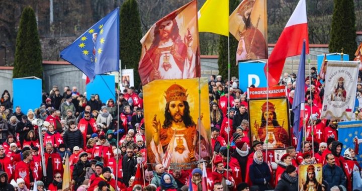 Poland Officially Recognizes Jesus Christ as King