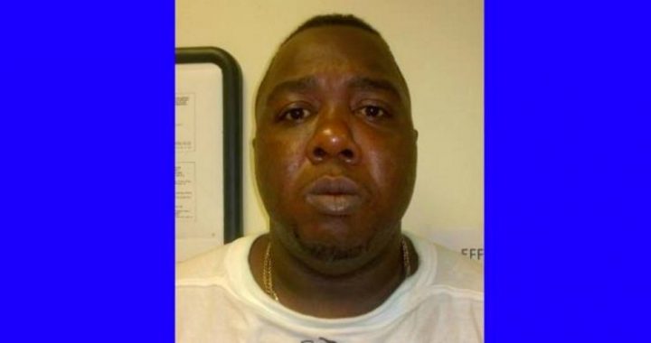 DOJ Clears Baton Rouge Officers in Alton Sterling Shooting Death