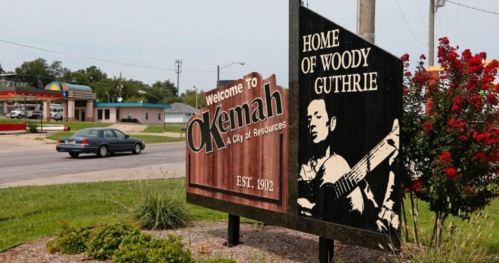 Oklahoma Town Pays Homage to Stalinist Woody Guthrie