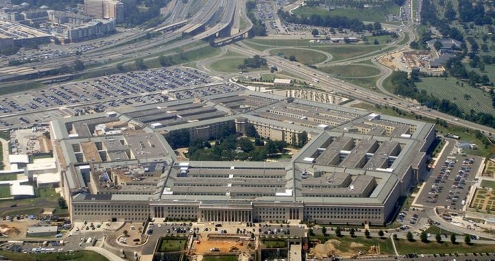 Pentagon Caught Giving Weapons to Phony Federal Agency