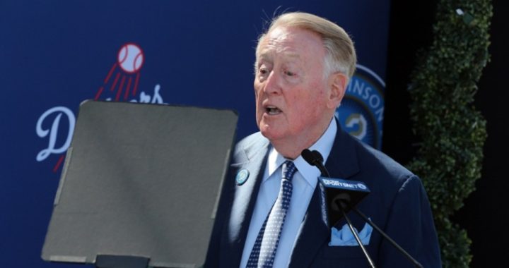 Dodgers Sportscaster Vin Scully Latest to Snub the NFL