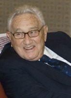 Kissinger Beats “New World Order” Drums – Again