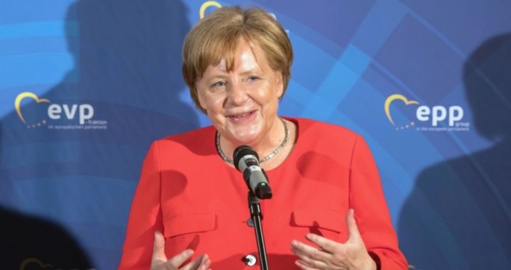 Merkel Calls for EU to Lead the World As It Is “Reorganized”