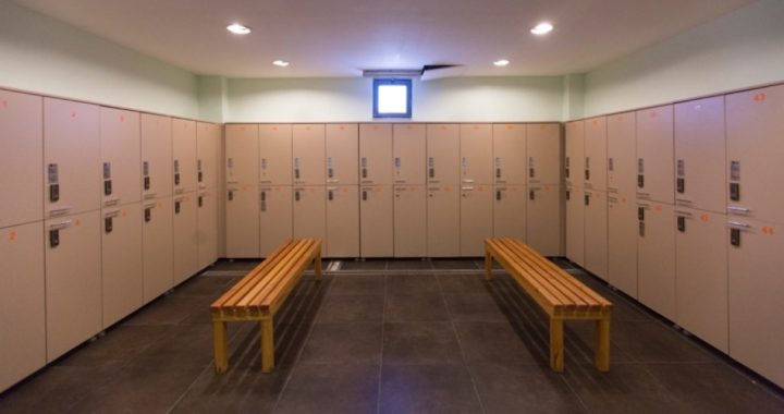 Feds: Oregon Boys and Girls Must Shower Together at School