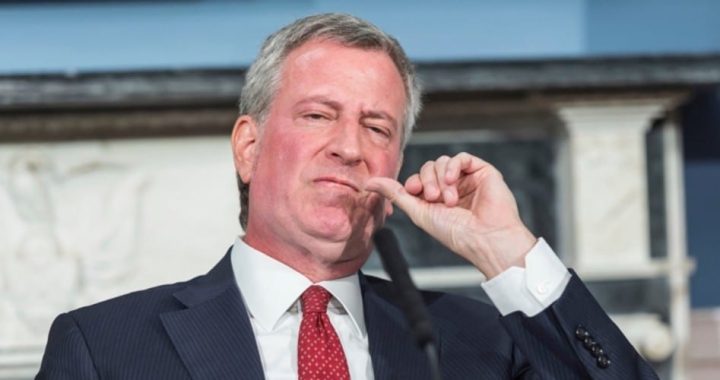 NYC Mayor Signs Law Allowing Third Gender Option on New Birth Certificates