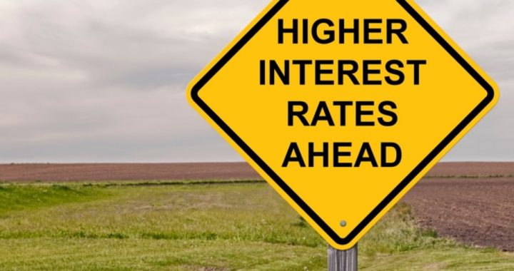 Fed Official Suggests Four More Interest Rate Hikes in 2019