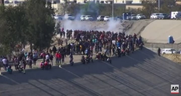 5,000 Migrants in Tijuana Waiting to Cross U.S. Border, With 20,000 on the Way