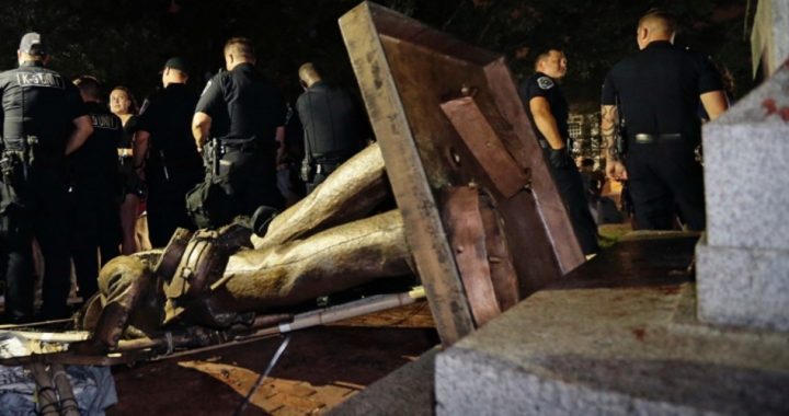 Are People Who Tear Down Confederate Statues Like ISIS?