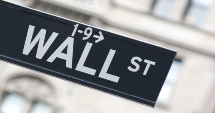 U.S. Economy Remains Strong Despite Wall Street Nervousness