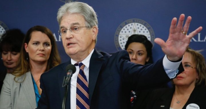 Former Senator Coburn Finds Another Excuse for a Constitutional Convention