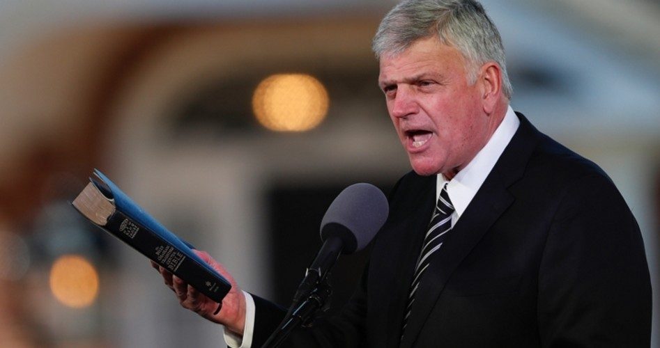 Franklin Graham Asks for Day of Prayer for President Trump