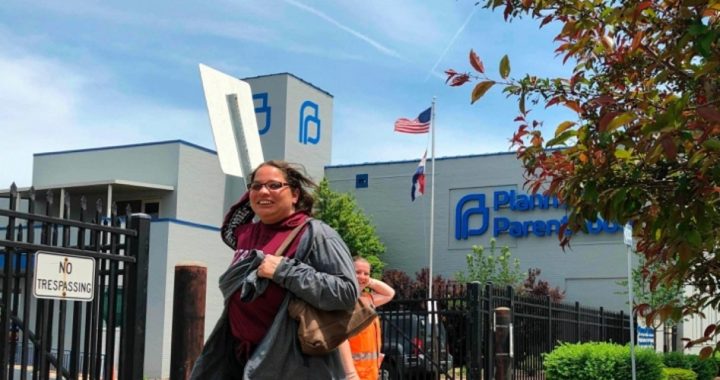 Judge Allows St. Louis Abortion Provider to Stay Open Until Next Week