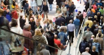 Shoppers Set Holiday Records This Year, Exceeding Expectations