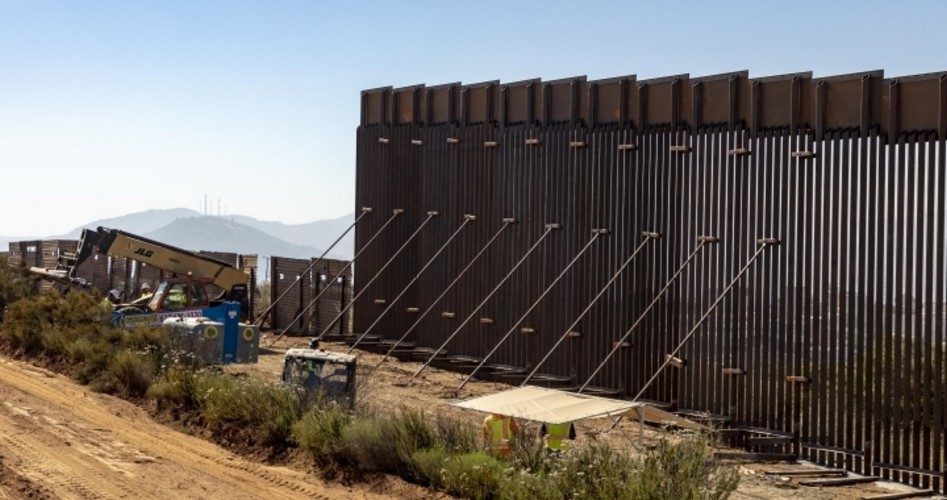 Work on Border Wall Continuing in Midst of Coronavirus Concerns