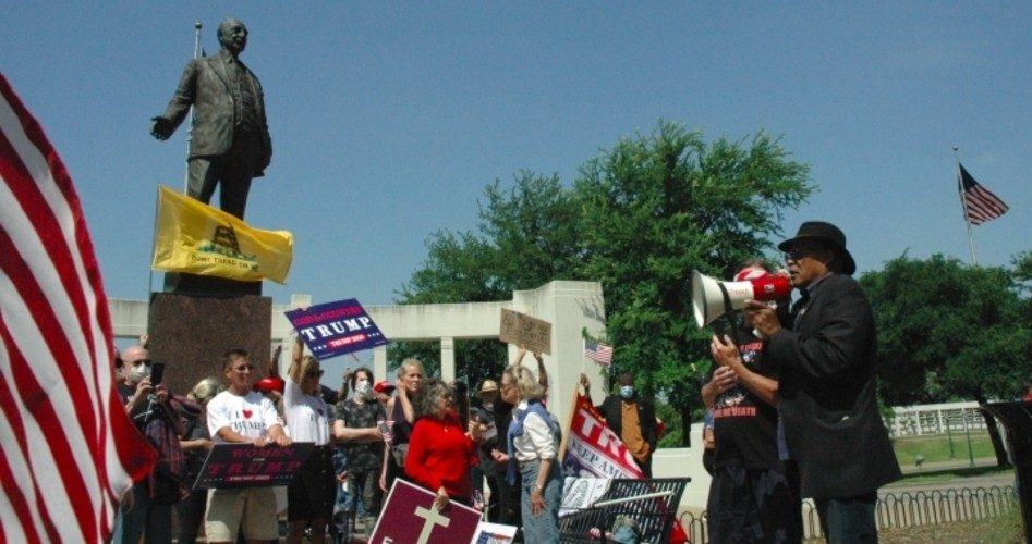 Citizens Rally to “Shut Down the Shutdown” in Dallas