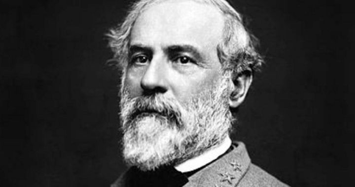 AP Writer Smears Robert E. Lee in Article About Army Posts