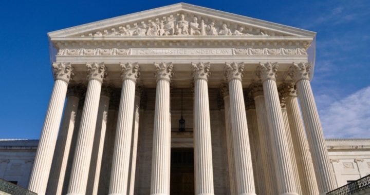 Supreme Court Rules 1964 Civil Rights Act Applies to LGBT Employees