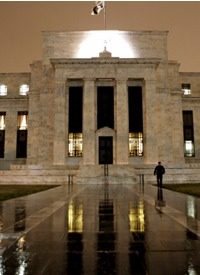 Prominent British Editor Apologizes for Defense of Fed