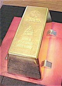Gold Hits New Record on Inflation, Debt Fears