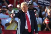 Moderate Democrats Panicking Over 2022 and 2024