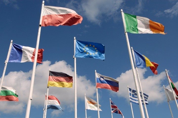 EU Plans to Expand to 30 Members, Centralize Decision-making Process